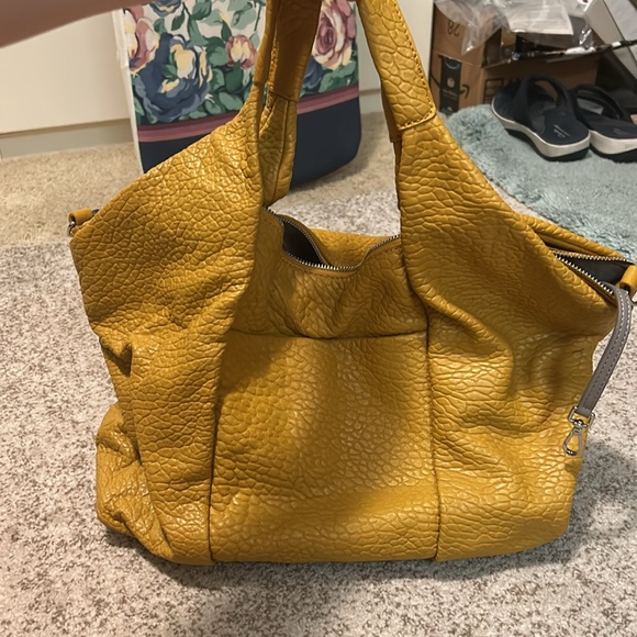 Vince Camuto, NEVER USED, Tumeric in color - Picture 2 of 14